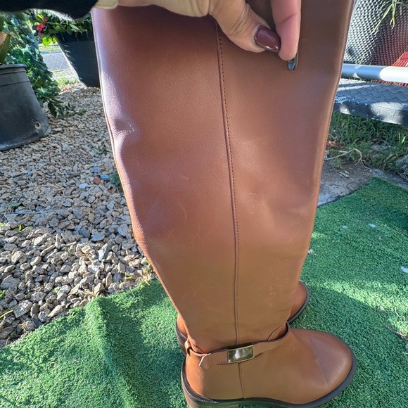 Elegant Brown Knee-High Boots - Picture 6 of 9